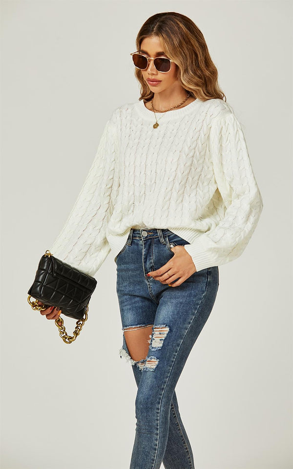Grobstrickpullover mit offener Schnürung in Creme