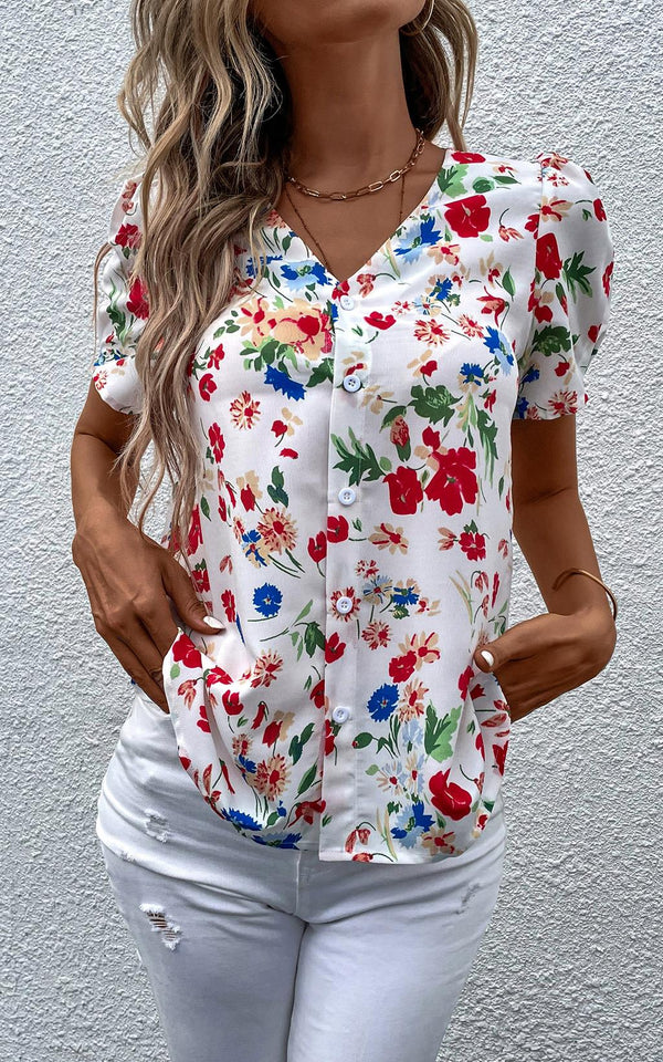 Kurzärmliges Blusenoberteil mit Knöpfen in Weiß und Blaurot mit Flora-Print