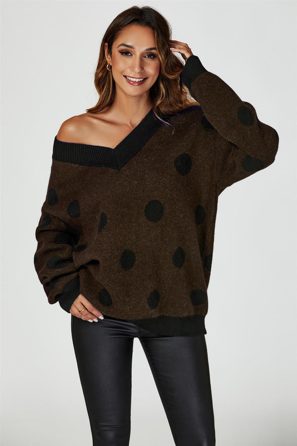 Pullover aus Wollmischung mit V-Ausschnitt in Braun und Schwarz mit Punkten