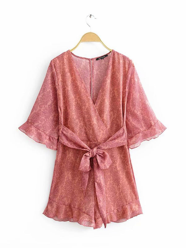 Playsuit mit V-Ausschnitt und Rückendetail in Pfirsich mit Blumenmuster