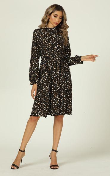 Neckholder-Midikleid mit schwarzem Leopardenmuster
